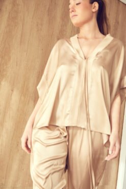 BLUSA TAUPE ORO