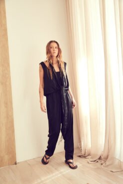 MONO TAUPE NEGRO